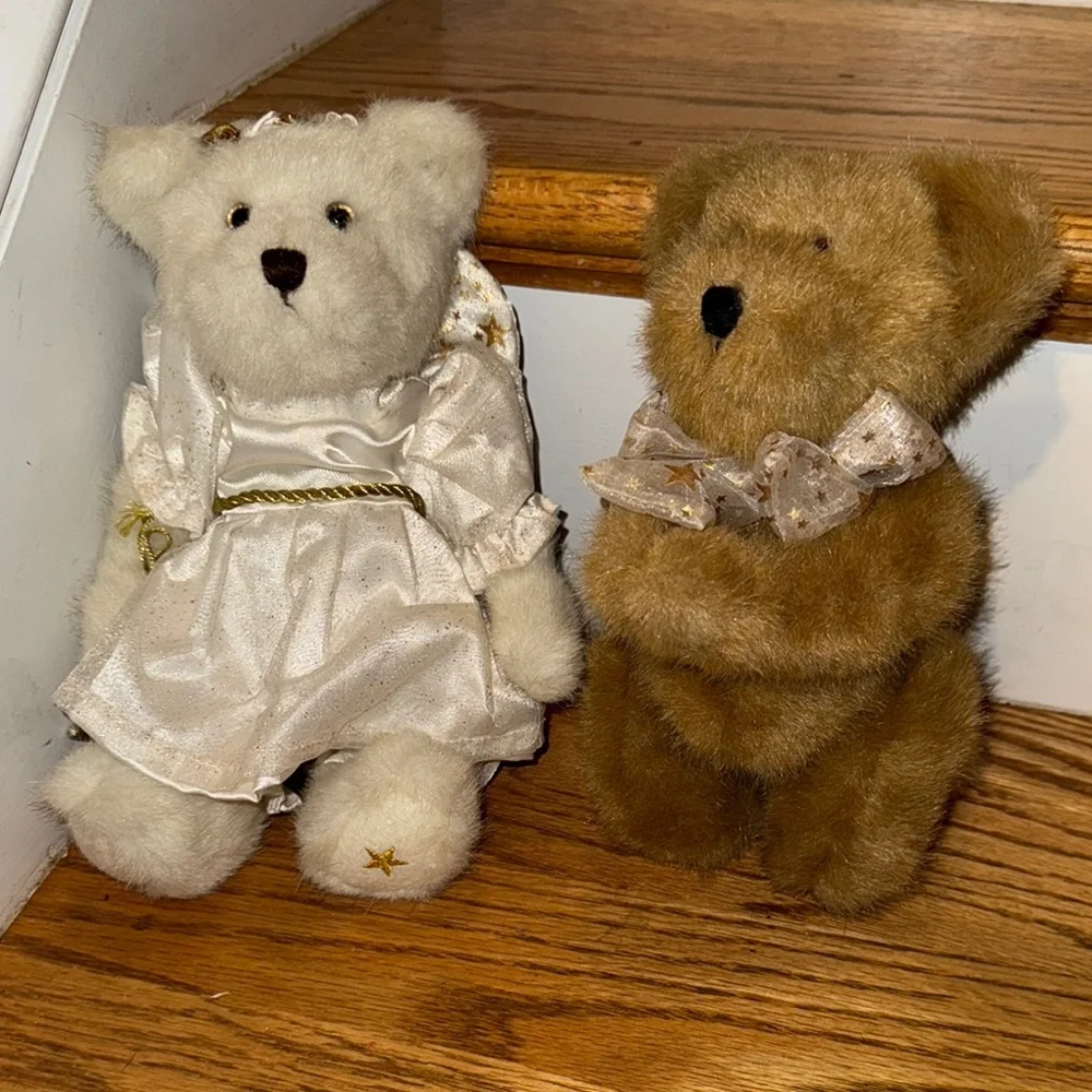 Adorable Angel Boyd’s Bear‎ and Praying Hope Boyd’s Bear